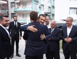 Burhanettin Bulut’tan Başkan Kadir Aydar’a destek