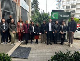 Bağımlılıkla mücadelede Büyükşehir-Yeşilay arasında bilgi alışverişi yoğunlaşıyor. 