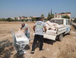 YÜREĞİR’DE BAYRAM SONRASI TEMİZLİK SEFERBERLİĞİ