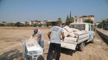 YÜREĞİR’DE BAYRAM SONRASI TEMİZLİK SEFERBERLİĞİ