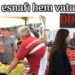 Pazarda halkı dinledi