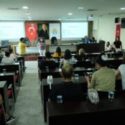 Büyükşehir’den velilere eğitim…