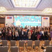 25 belediye el ele verdi