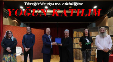 Yüreğir’de tiyatro gösterimi