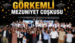 Öğrencilerin mezuniyet coşkusu