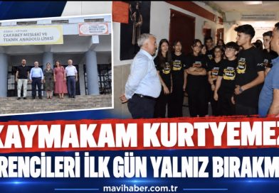 Kaymakam ilk gün öğrencilerle Kaymakam ilk gün öğrencilerle
